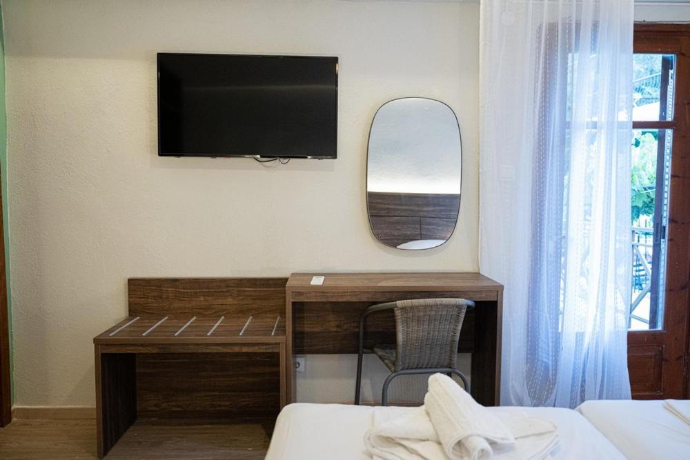 Este Luxury Apartments Kriopigi Exterior photo