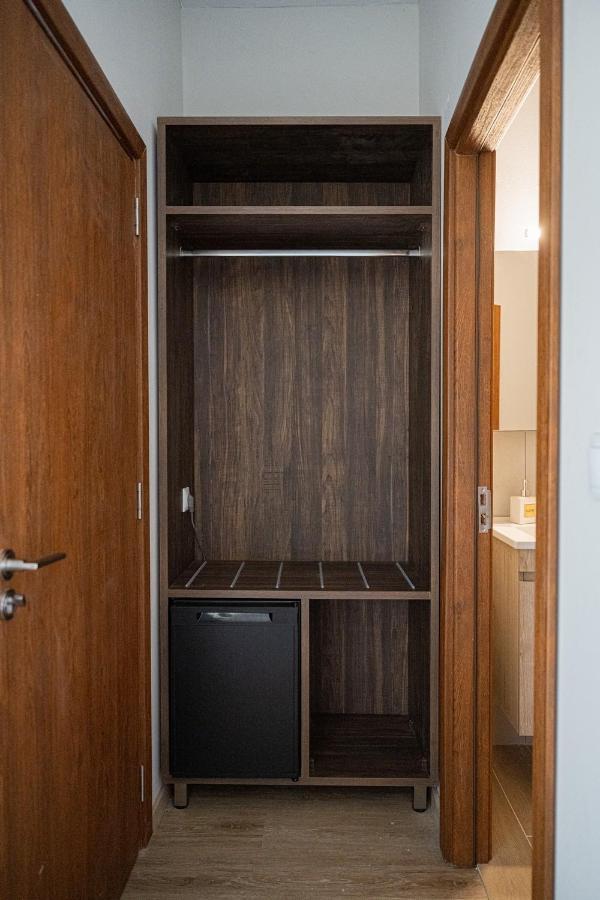 Este Luxury Apartments Kriopigi Exterior photo
